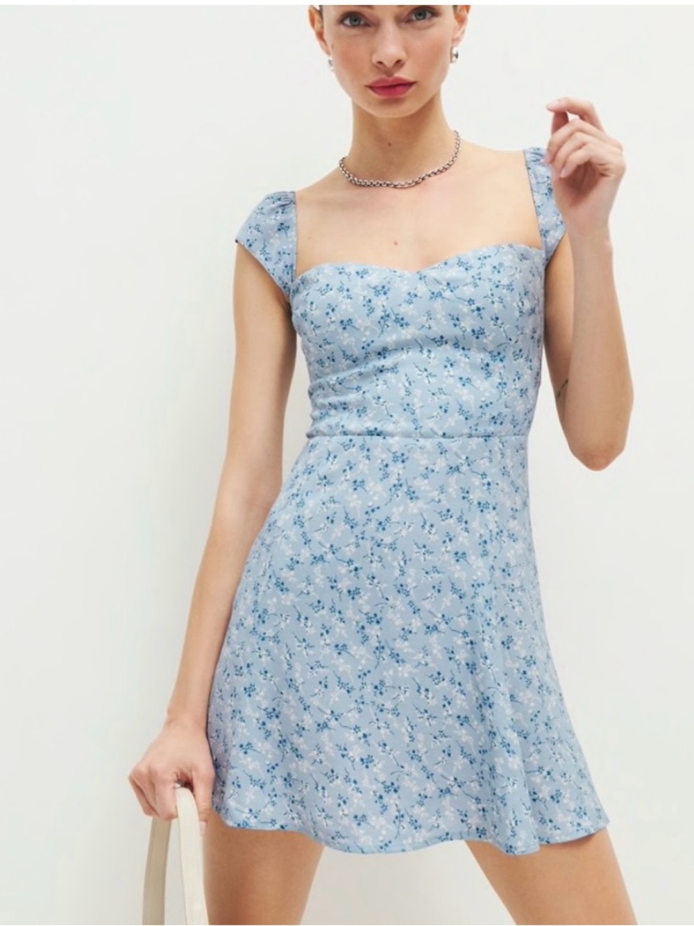 Reformation Tanis Dress-Brooke

Light Blue Floral Mini Dress